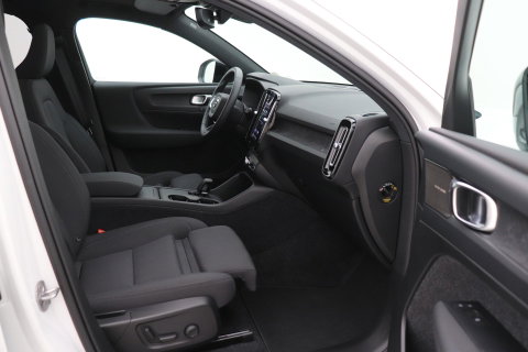 Volvo EX40 Single Motor Extended Range Plus Black Ed. 82 kWh | ACC | Panoramadak | 360° Camera | Harman/Kardon | BLIS | 20 Inch