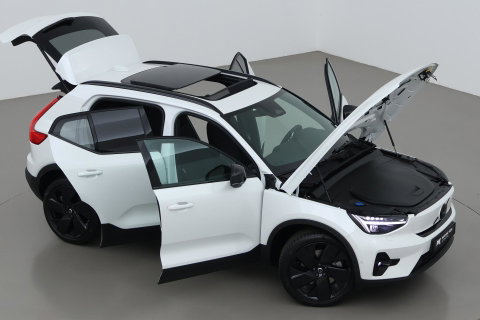 Volvo EX40 Single Motor Extended Range Plus Black Ed. 82 kWh | ACC | Panoramadak | 360° Camera | Harman/Kardon | BLIS | 20 Inch