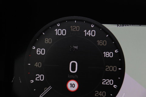 Land Rover Defender 2.0 P300e 110 X-Dynamic HSE | FACELIFT | ClearSight | Meridian Surround | Head-Up | ACC | Panoramadak | Trekhaak