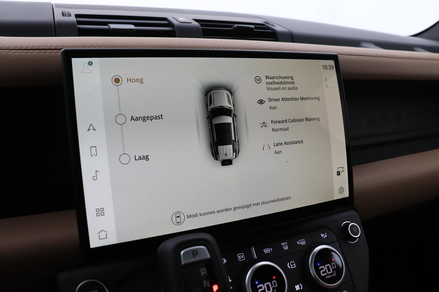 Land Rover Defender 2.0 P300e 110 X-Dynamic HSE | FACELIFT | ClearSight | Meridian Surround | Head-Up | ACC | Panoramadak | Trekhaak