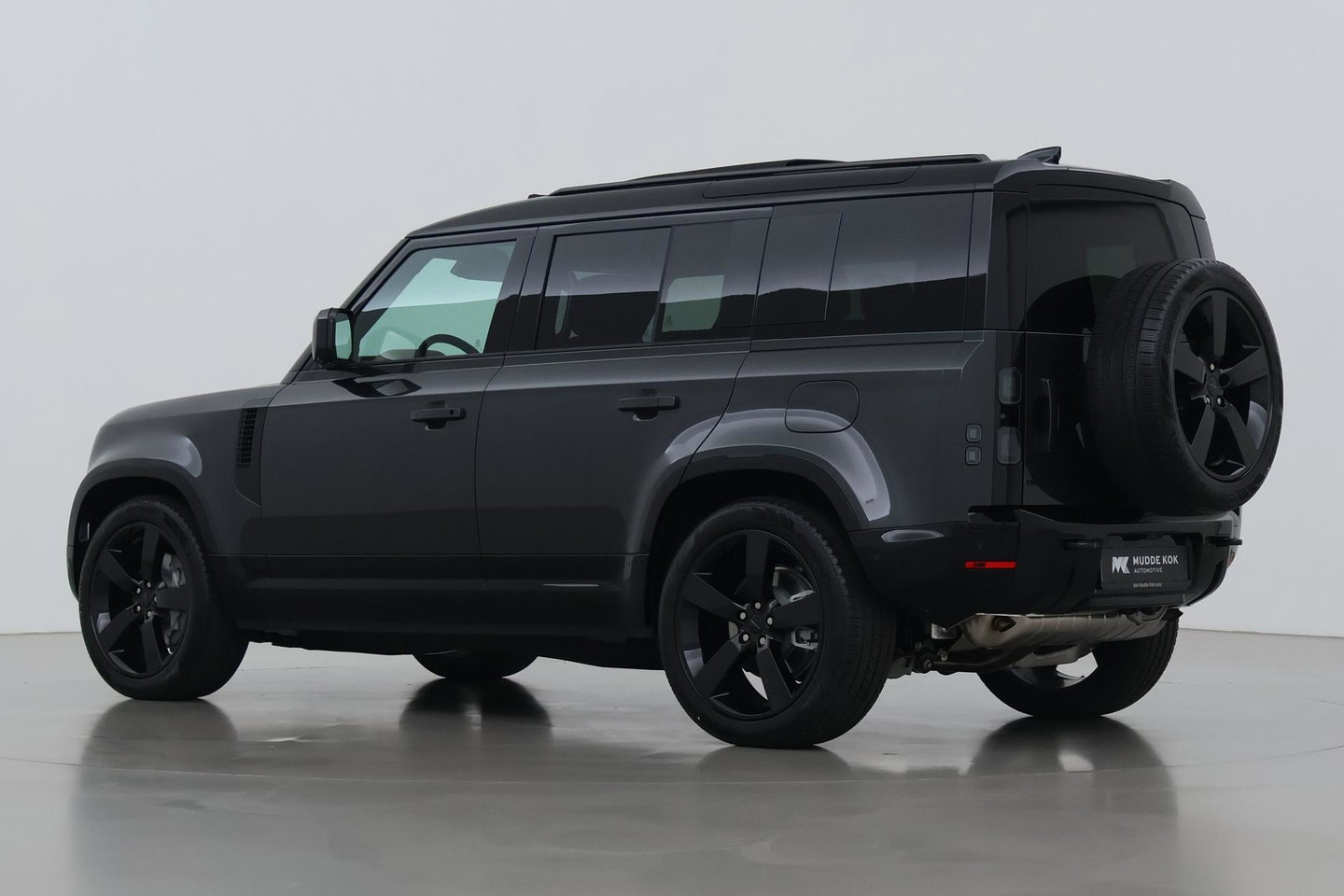 Land Rover Defender 2.0 P300e 110 X-Dynamic HSE | FACELIFT | ClearSight | Meridian Surround | Head-Up | ACC | Panoramadak | Trekhaak