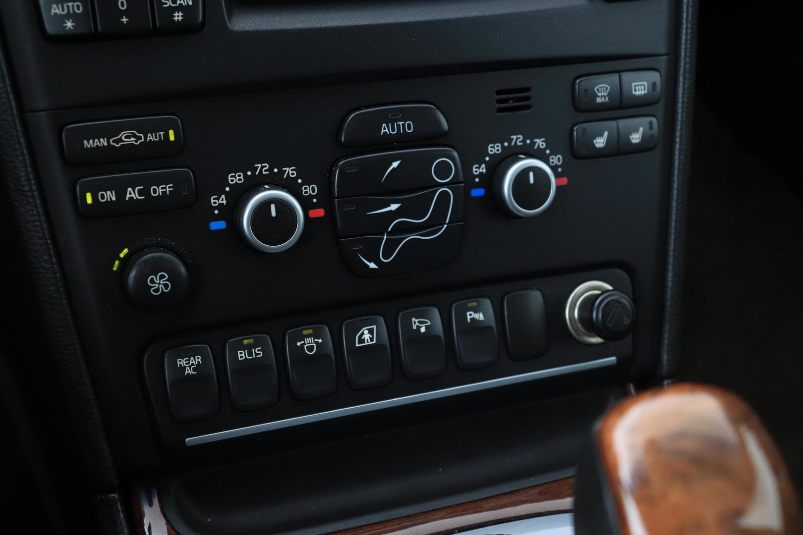 Volvo XC90 3.2 Executive | 7P | Schuif/Kanteldak | Xenon | Memory | BLIS