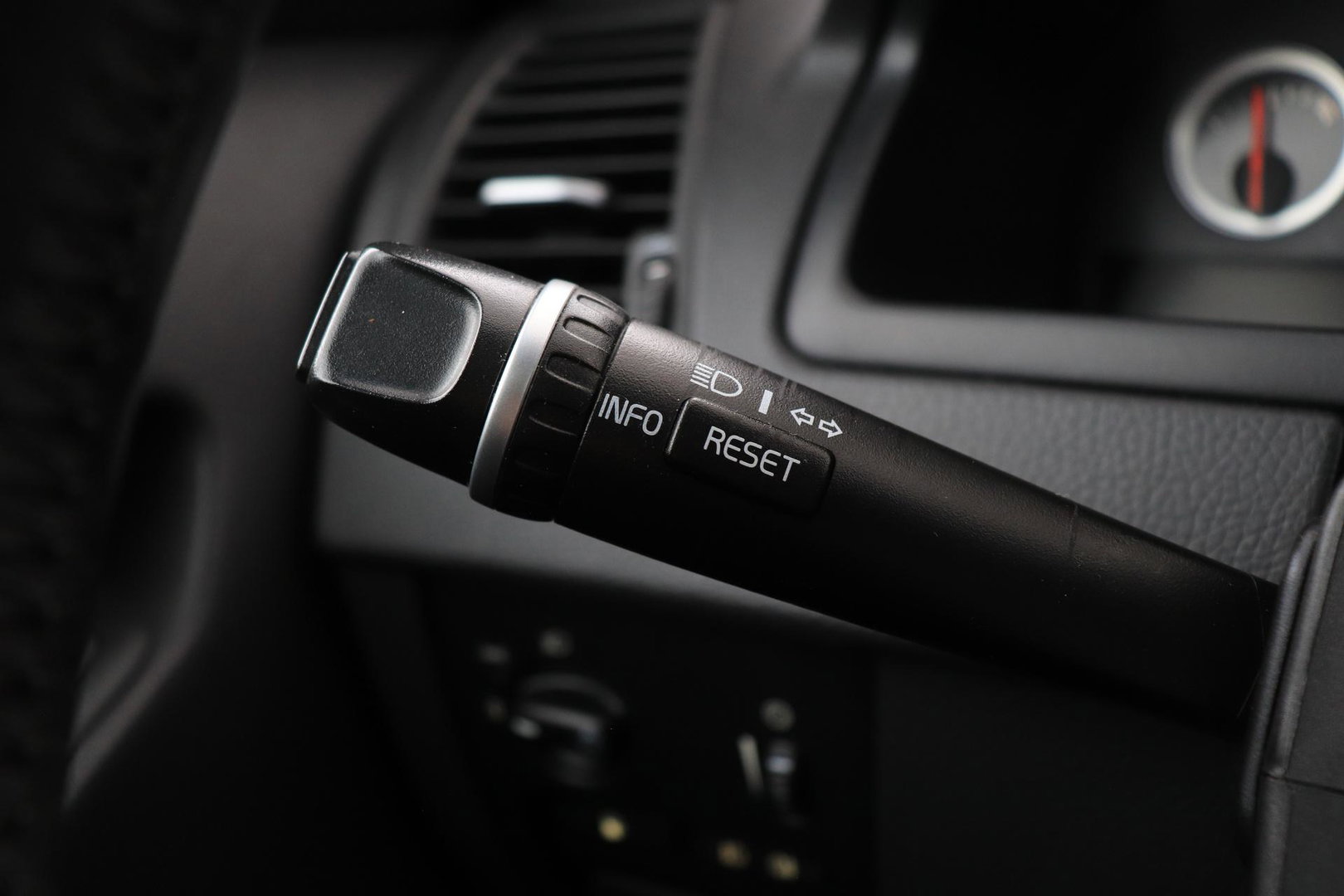 Volvo XC90 3.2 Executive | 7P | Schuif/Kanteldak | Xenon | Memory | BLIS