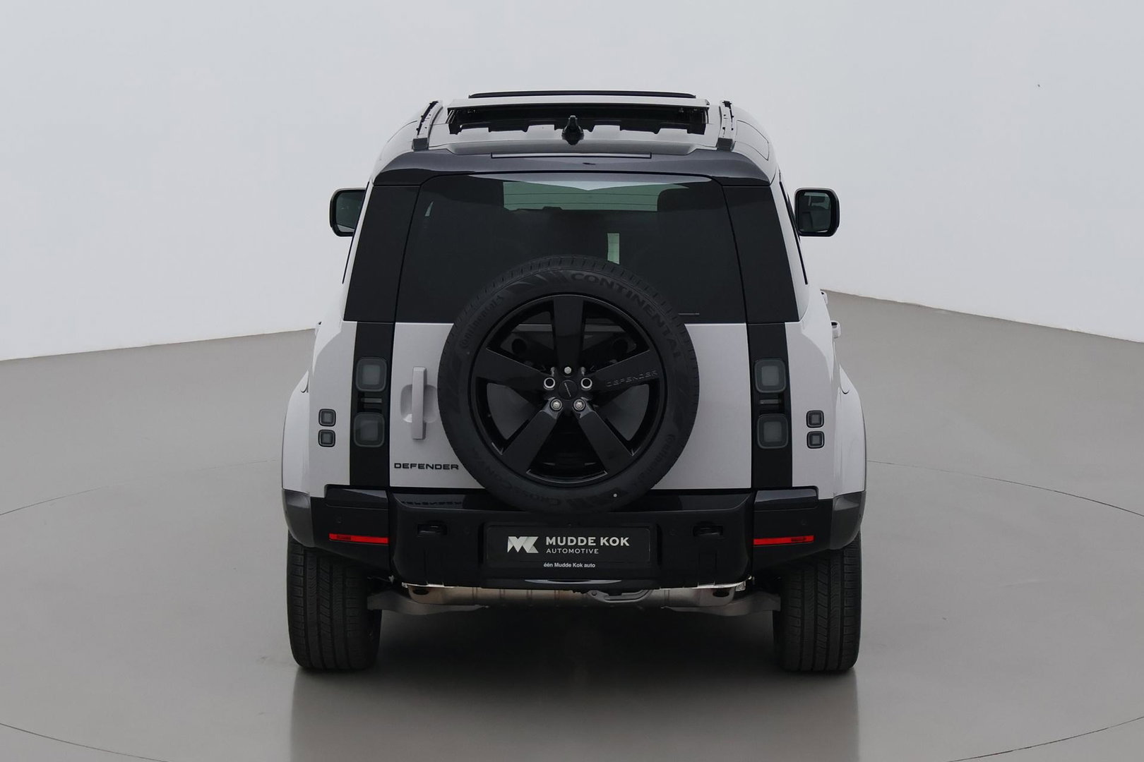 Land Rover Defender P300e 110 X-Dynamic HSE | FACELIFT | ClearSight | Meridian Surround | Head-Up | ACC | Panoramadak | Trekhaak