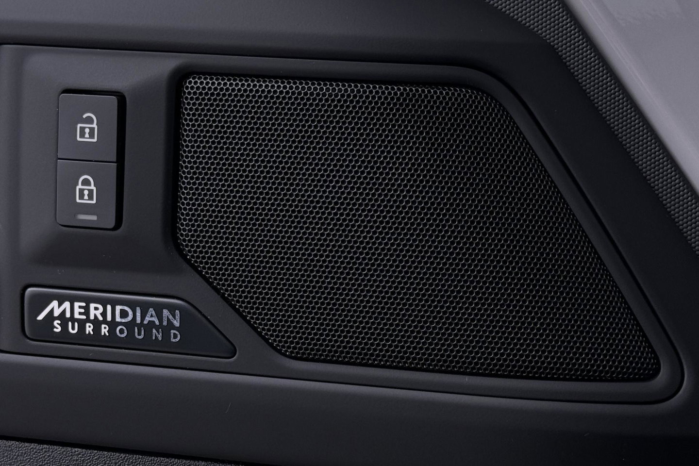 Land Rover Defender P300e 110 X-Dynamic HSE | FACELIFT | ClearSight | Meridian Surround | Head-Up | ACC | Panoramadak | Trekhaak