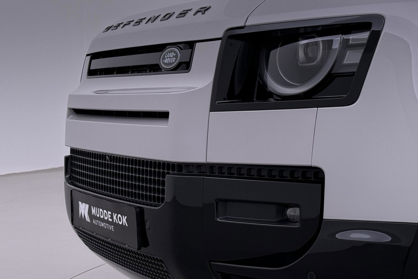 Land Rover Defender P300e 110 X-Dynamic HSE | FACELIFT | ClearSight | Meridian Surround | Head-Up | ACC | Panoramadak | Trekhaak