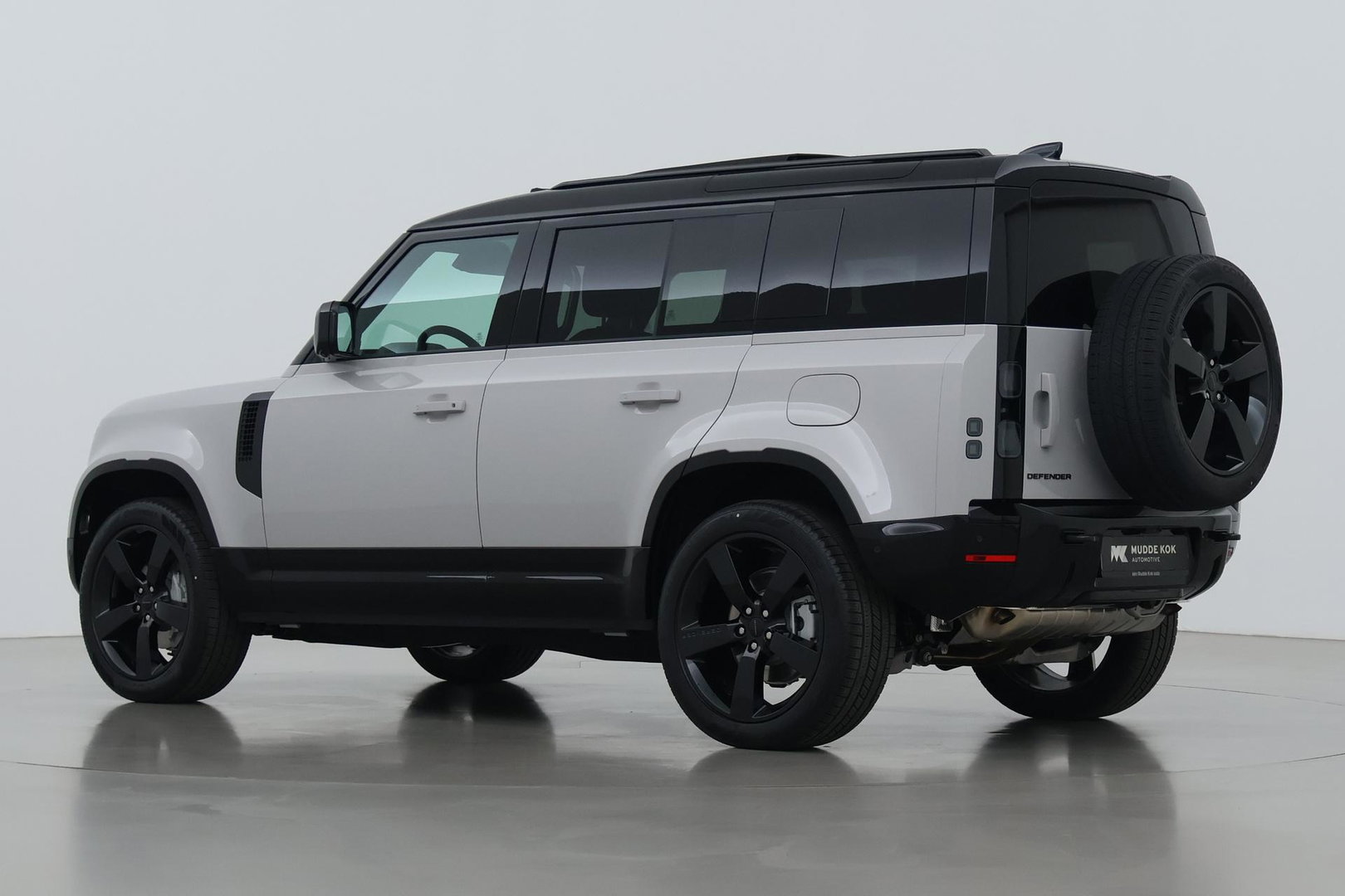 Land Rover Defender P300e 110 X-Dynamic HSE | FACELIFT | ClearSight | Meridian Surround | Head-Up | ACC | Panoramadak | Trekhaak