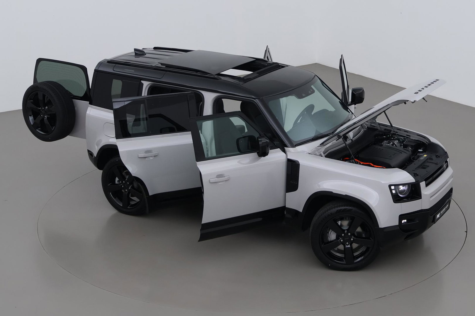 Land Rover Defender P300e 110 X-Dynamic HSE | FACELIFT | ClearSight | Meridian Surround | Head-Up | ACC | Panoramadak | Trekhaak