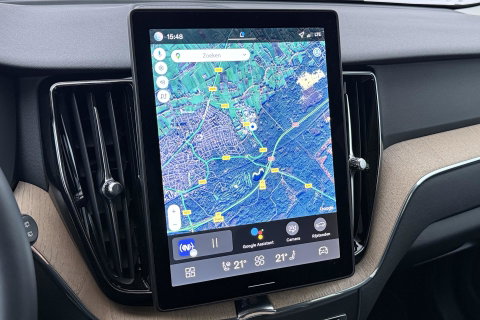 Volvo XC60 2.0 T8 Plug-in hybrid AWD Plus Dark | ACC | Harman/Kardon | 360° Camera | Stoel+Stuurverwarming | BLIS | Memory