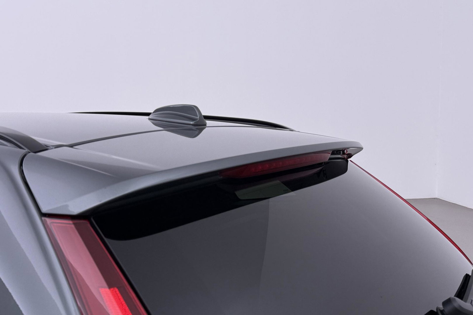 Volvo XC60 2.0 T8 Plug-in hybrid AWD Plus Dark | ACC | Harman/Kardon | 360° Camera | Stoel+Stuurverwarming | BLIS | Memory