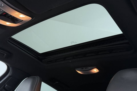 Volvo V60 2.0 T4 Business Sport | ACC | Schuifdak | BLIS | Parkeerverwarming | Keyless | Camera | Xenon | 18 inch
