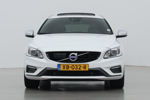 Volvo V60 2.0 T4 Business Sport | ACC | Schuifdak | BLIS | Parkeerverwarming | Keyless | Camera | Xenon | 18 inch