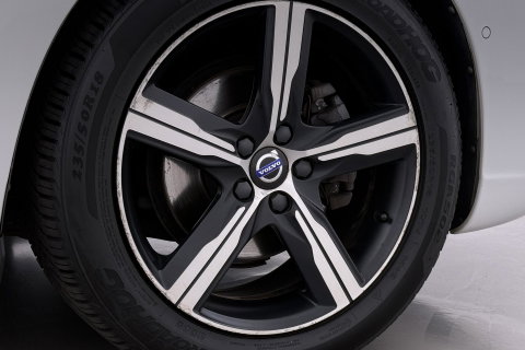 Volvo V60 2.0 T4 Business Sport | ACC | Schuifdak | BLIS | Parkeerverwarming | Keyless | Camera | Xenon | 18 inch