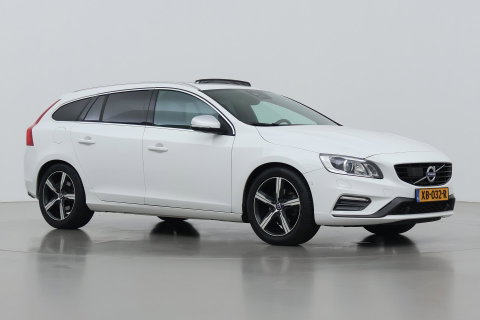 Volvo V60 2.0 T4 Business Sport | ACC | Schuifdak | BLIS | Parkeerverwarming | Keyless | Camera | Xenon | 18 inch