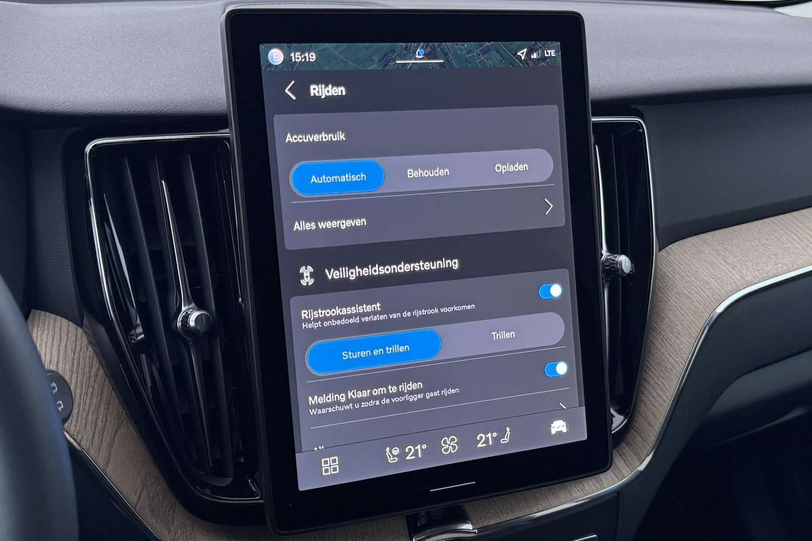 Volvo XC60 T8 Plug-in hybrid Plus Dark | ACC | Harman/Kardon | 360° Camera | Stoel+Stuurverwarming | BLIS | Memory