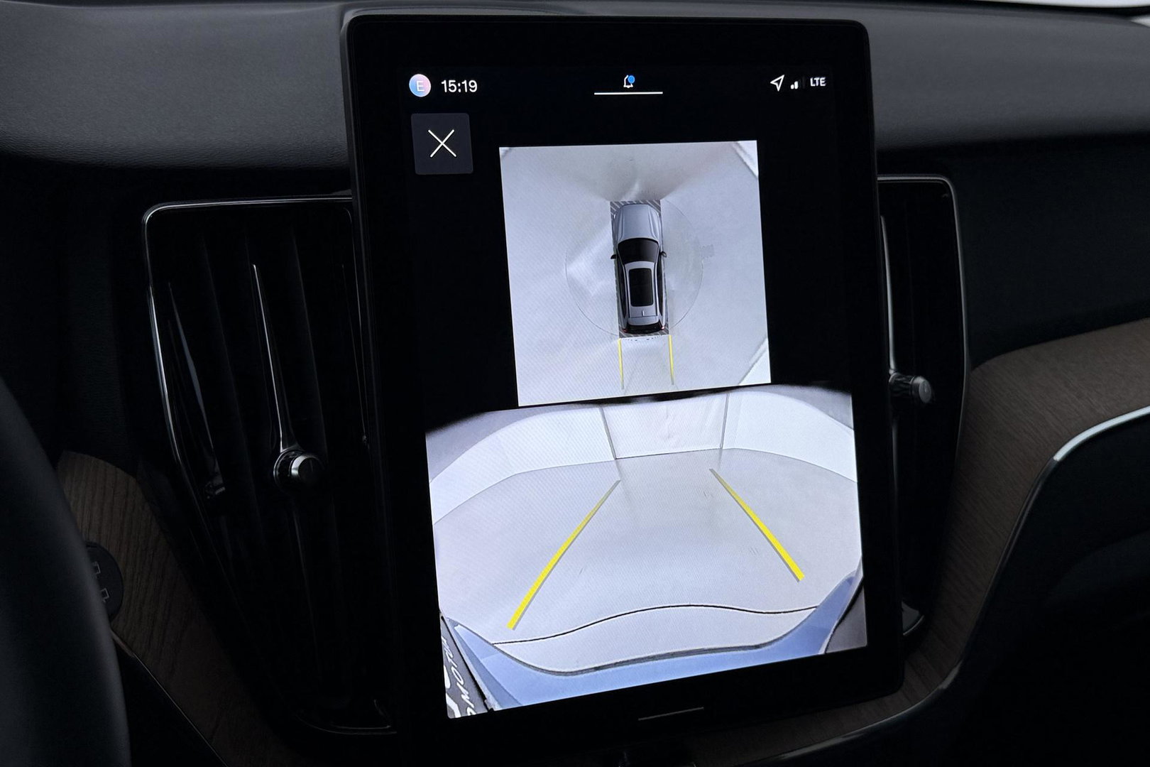 Volvo XC60 T8 Plug-in hybrid Plus Dark | ACC | Harman/Kardon | 360° Camera | Stoel+Stuurverwarming | BLIS | Memory