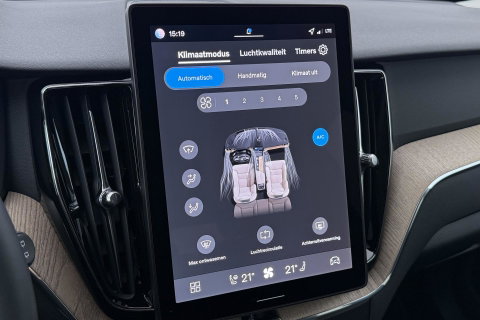 Volvo XC60 T8 Plug-in hybrid Plus Dark | ACC | Harman/Kardon | 360° Camera | Stoel+Stuurverwarming | BLIS | Memory