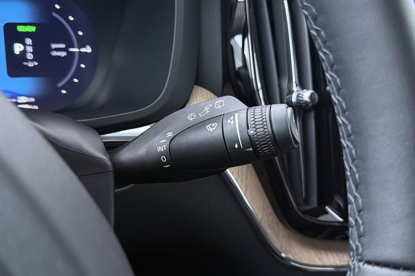 Volvo XC60 T8 Plug-in hybrid Plus Dark | ACC | Harman/Kardon | 360° Camera | Stoel+Stuurverwarming | BLIS | Memory