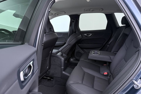Volvo XC60 T8 Plug-in hybrid Plus Dark | ACC | Harman/Kardon | 360° Camera | Stoel+Stuurverwarming | BLIS | Memory