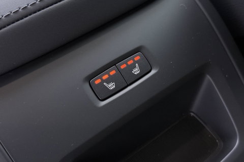 Volvo XC60 T8 Plug-in hybrid Plus Dark | ACC | Harman/Kardon | 360° Camera | Stoel+Stuurverwarming | BLIS | Memory