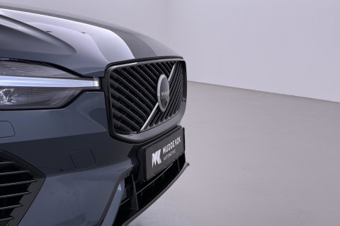 Volvo XC60 T8 Plug-in hybrid Plus Dark | ACC | Harman/Kardon | 360° Camera | Stoel+Stuurverwarming | BLIS | Memory