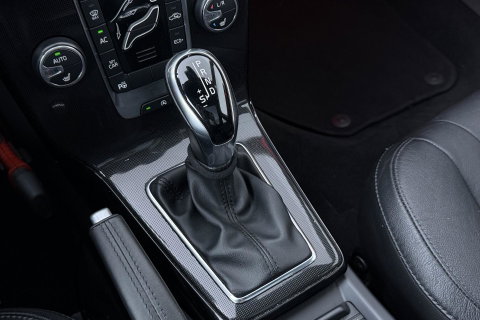 Volvo V40 1.5 T3 Dynamic Edition | Panoramadak | Camera | Harman/Kardon | Keyless | Leder | Automaat