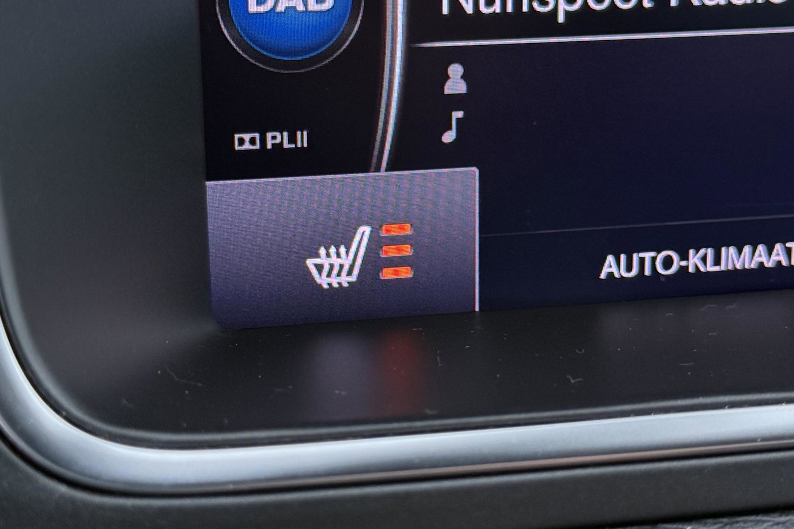 Volvo V40 1.5 T3 Dynamic Edition | Panoramadak | Camera | Harman/Kardon | Keyless | Leder | Automaat