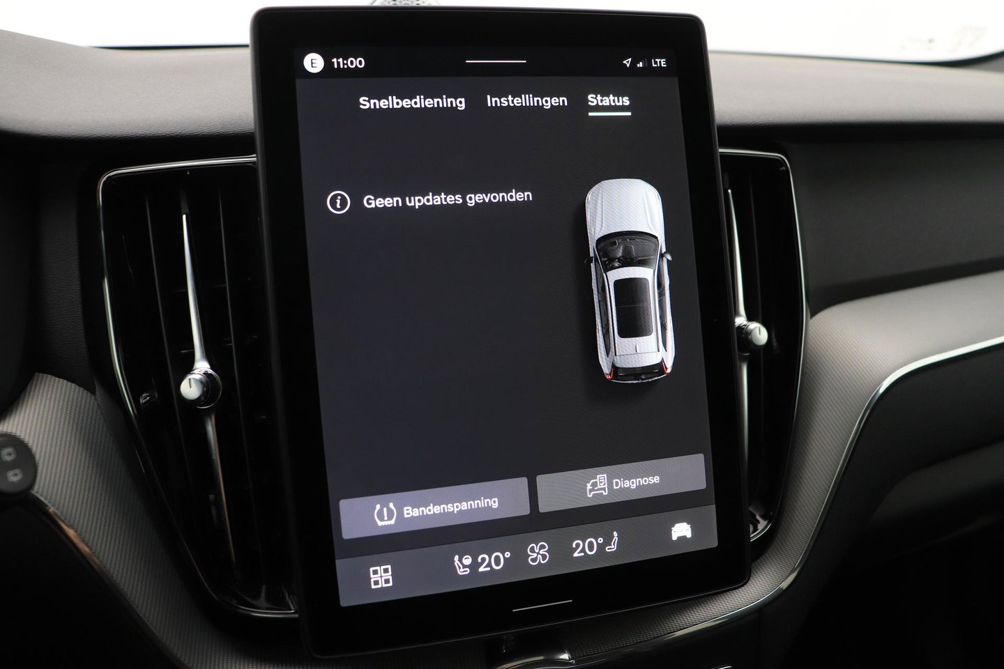 Volvo XC60 T6 Plug-in hybrid Plus Black Edition | Bowers&Wilkins | Massage+Ventilatie | ACC | Trekhaak | Panoramadak | 360° Camera | Head-Up