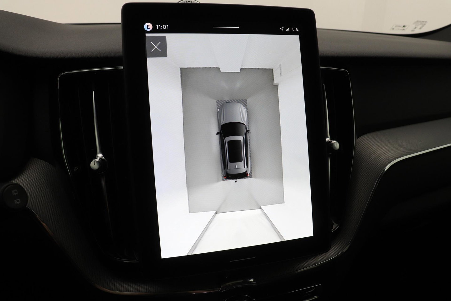 Volvo XC60 T6 Plug-in hybrid Plus Black Edition | Bowers&Wilkins | Massage+Ventilatie | ACC | Trekhaak | Panoramadak | 360° Camera | Head-Up