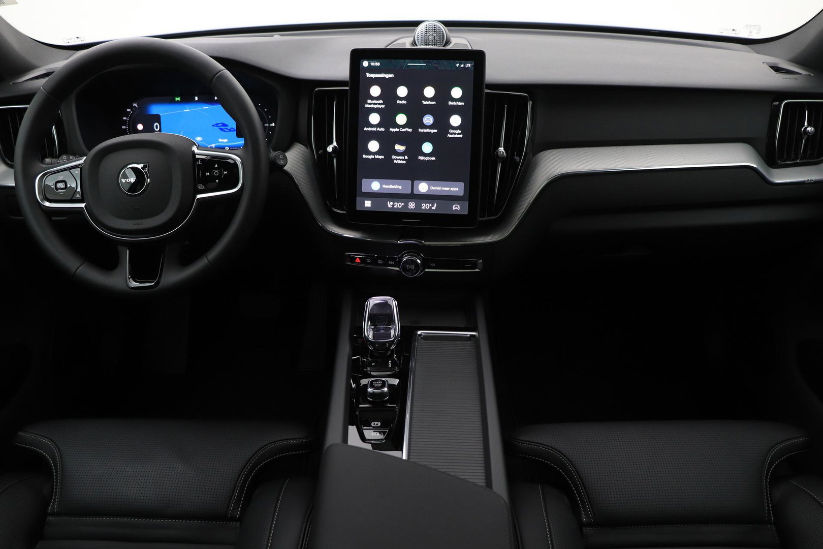 Volvo XC60 T6 Plug-in hybrid Plus Black Edition | Bowers&Wilkins | Massage+Ventilatie | ACC | Trekhaak | Panoramadak | 360° Camera | Head-Up