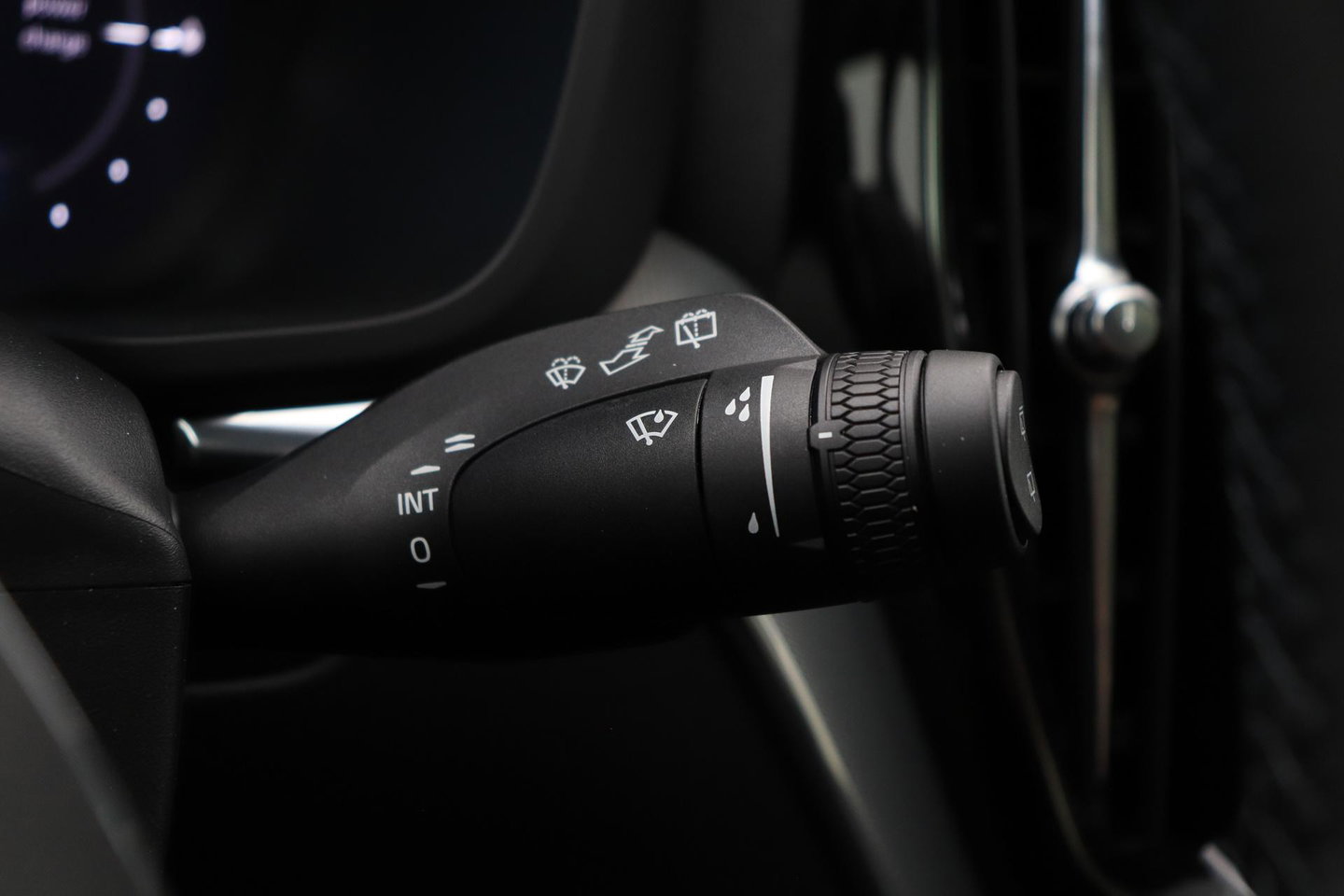 Volvo XC60 T6 Plug-in hybrid Plus Black Edition | Bowers&Wilkins | Massage+Ventilatie | ACC | Trekhaak | Panoramadak | 360° Camera | Head-Up