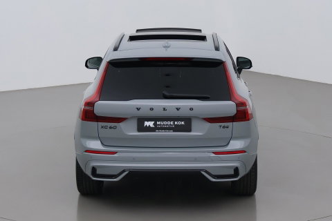 Volvo XC60 T6 Plug-in hybrid Plus Black Edition | Bowers&Wilkins | Massage+Ventilatie | ACC | Trekhaak | Panoramadak | 360° Camera | Head-Up