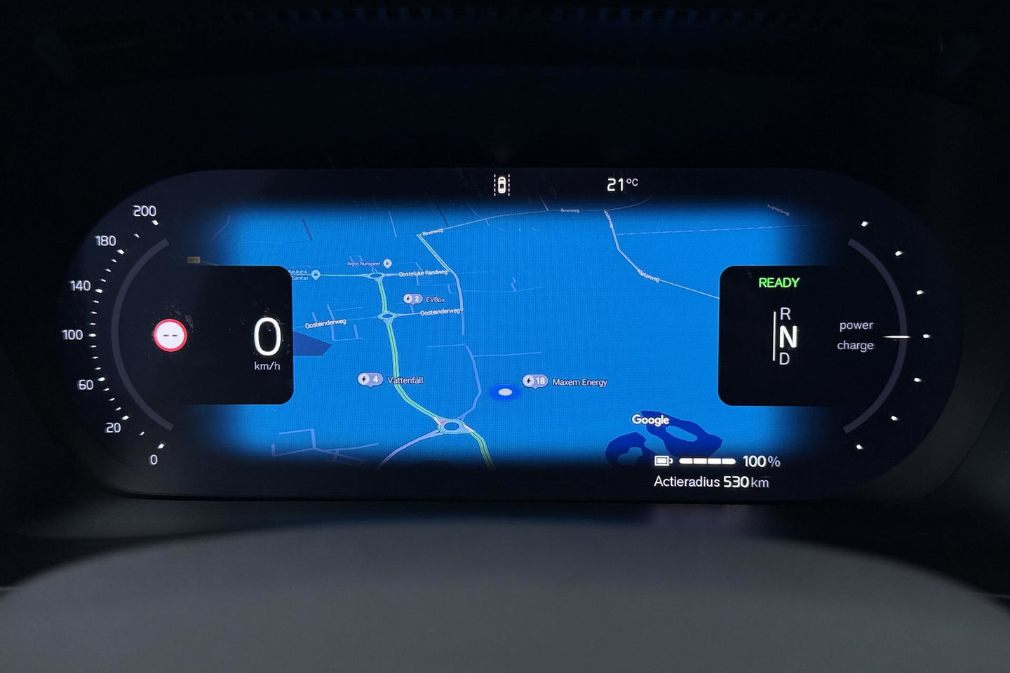 Volvo EX40 Twin Motor Plus Black Edition 82 kWh | ACC | Panoramadak | 360° Camera | Harman/Kardon | Stoel+Stuurverwarming