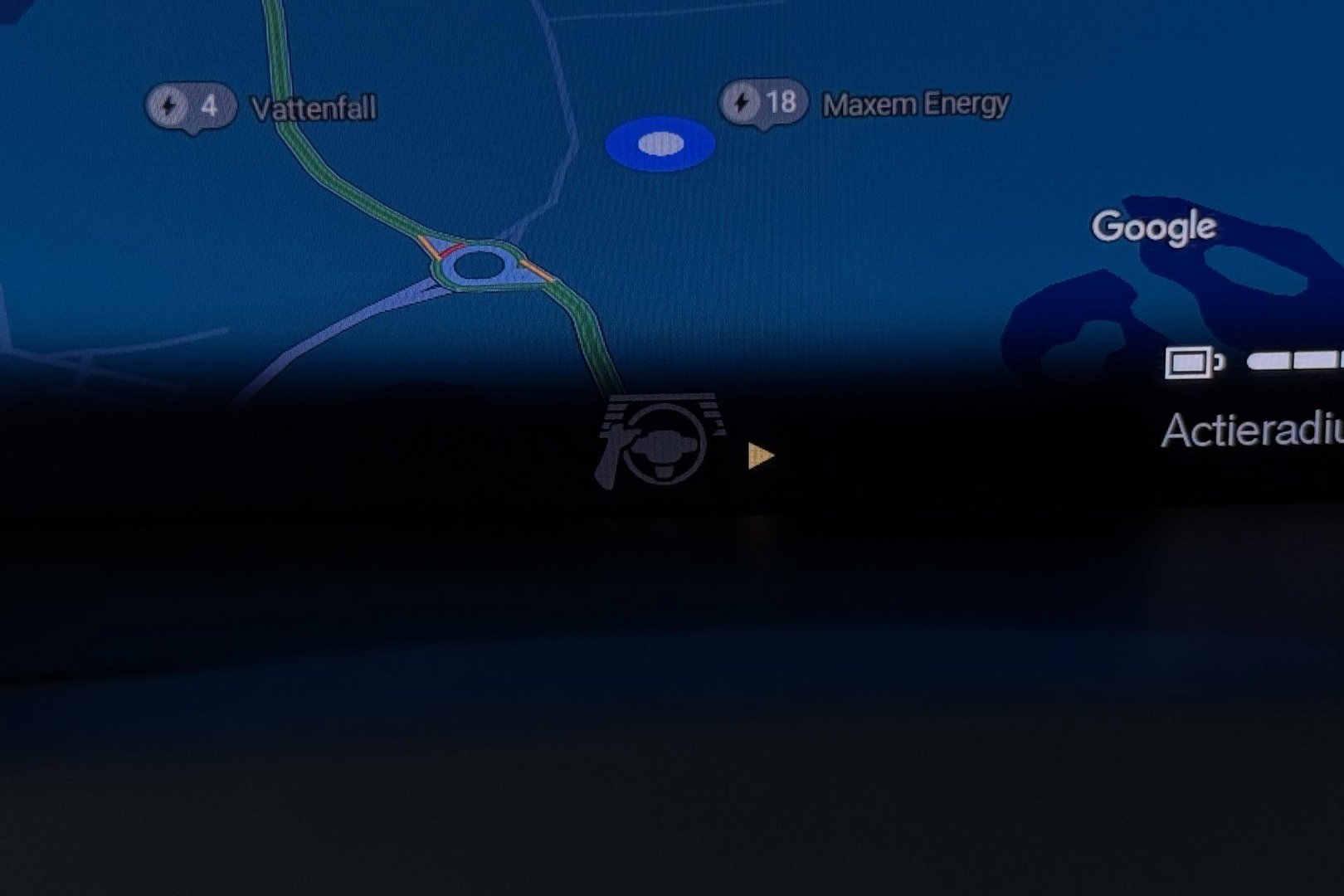 Volvo EX40 Twin Motor Plus Black Edition 82 kWh | ACC | Panoramadak | 360° Camera | Harman/Kardon | Stoel+Stuurverwarming