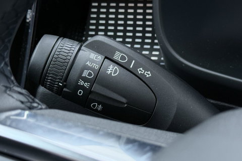 Volvo EX40 Twin Motor Plus Black Edition 82 kWh | ACC | Panoramadak | 360° Camera | Harman/Kardon | Stoel+Stuurverwarming