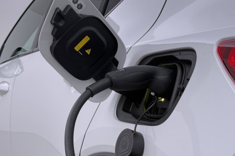 Volvo EX40 Twin Motor Plus Black Edition 82 kWh | ACC | Panoramadak | 360° Camera | Harman/Kardon | Stoel+Stuurverwarming