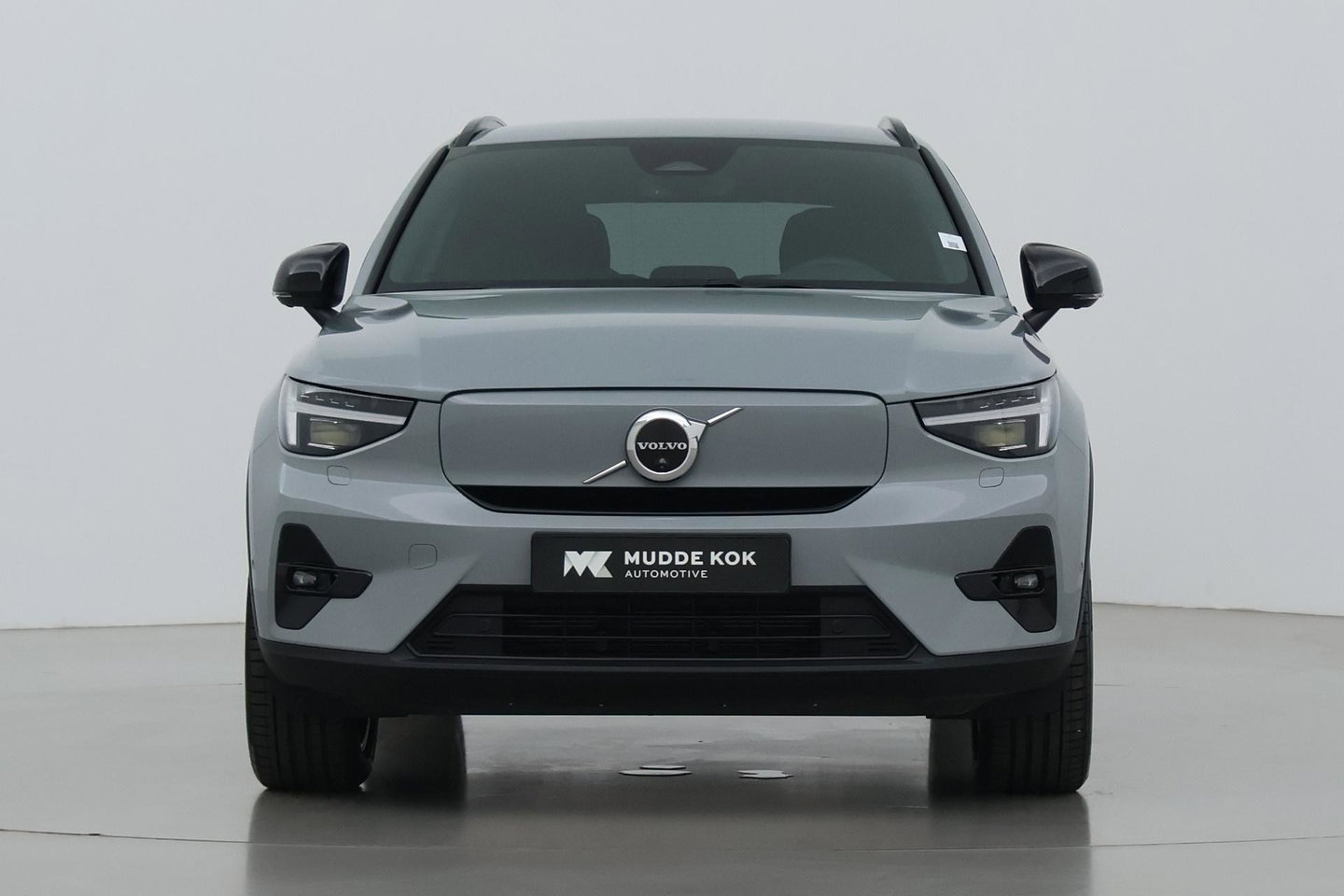 Volvo EX40 Single Motor Extended Range Plus 82 kWh | ACC | Harman/Kardon | 360° Camera | BLIS | Stoel+Stuurverwarming | 19 Inch