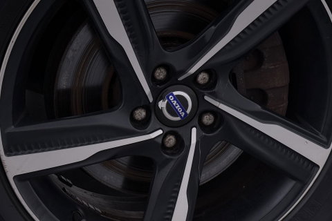 Volvo XC60 2.4 D4 R-Design | 5-Cilinder | Trekhaak | Stoelverwarming | 18 Inch