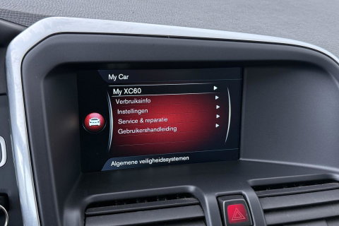 Volvo XC60 2.4 D4 R-Design | 5-Cilinder | Trekhaak | Stoelverwarming | 18 Inch