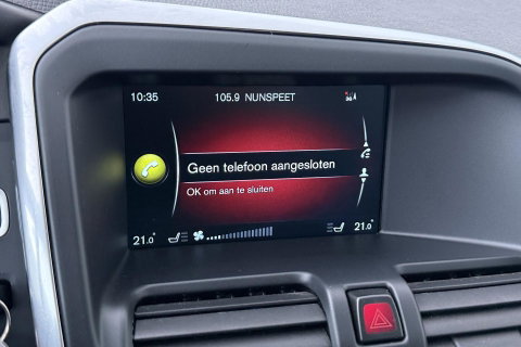 Volvo XC60 2.4 D4 R-Design | 5-Cilinder | Trekhaak | Stoelverwarming | 18 Inch