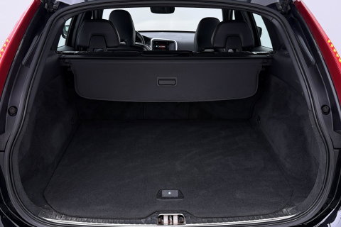 Volvo XC60 2.4 D4 R-Design | 5-Cilinder | Trekhaak | Stoelverwarming | 18 Inch