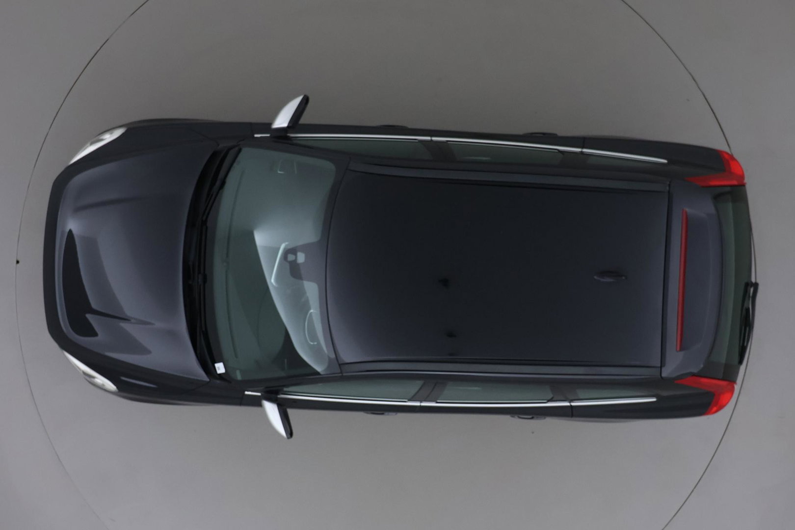 Volvo XC60 2.4 D4 R-Design | 5-Cilinder | Trekhaak | Stoelverwarming | 18 Inch