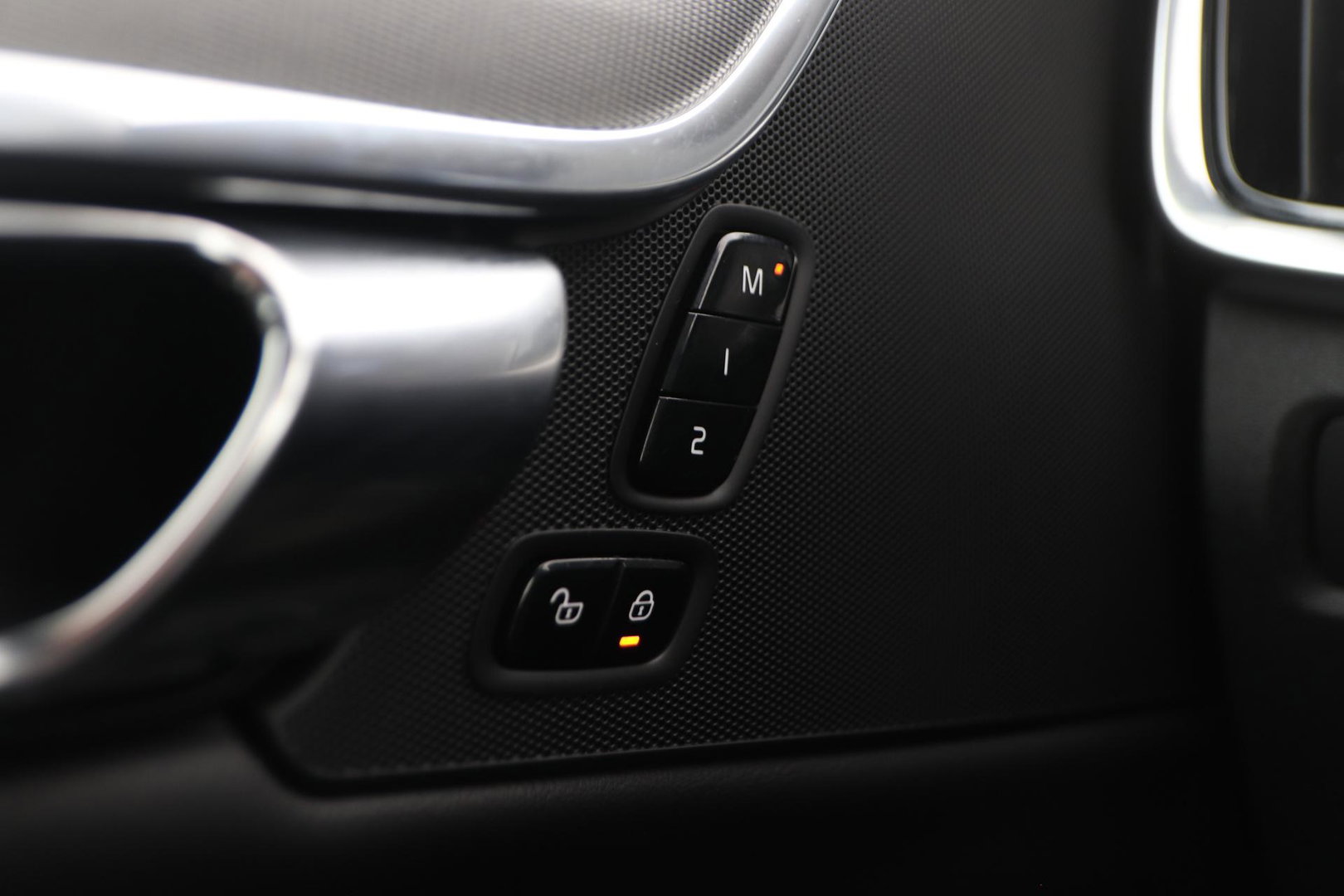 Volvo S90 T8 AWD R-Design | Trekhaak | ACC | Vol-Leder | Ventilatie | Stoel+Stuurverwarming | Camera