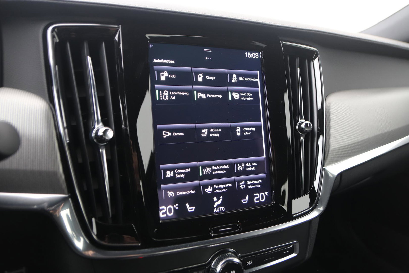 Volvo S90 T8 AWD R-Design | Trekhaak | ACC | Vol-Leder | Ventilatie | Stoel+Stuurverwarming | Camera