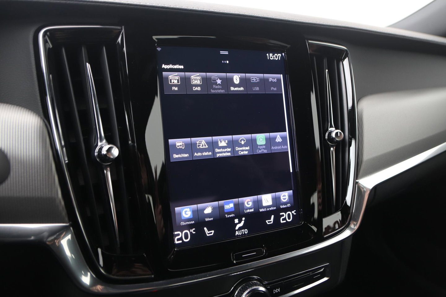 Volvo S90 T8 AWD R-Design | Trekhaak | ACC | Vol-Leder | Ventilatie | Stoel+Stuurverwarming | Camera