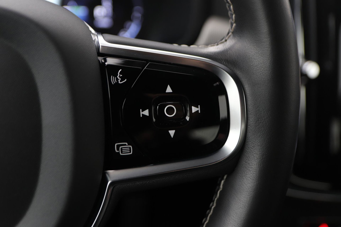 Volvo S90 T8 AWD R-Design | Trekhaak | ACC | Vol-Leder | Ventilatie | Stoel+Stuurverwarming | Camera