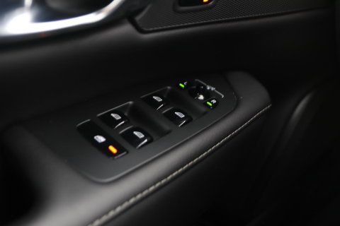Volvo S90 T8 AWD R-Design | Trekhaak | ACC | Vol-Leder | Ventilatie | Stoel+Stuurverwarming | Camera