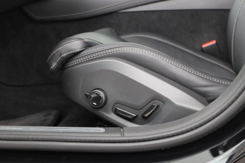 Volvo S90 T8 AWD R-Design | Trekhaak | ACC | Vol-Leder | Ventilatie | Stoel+Stuurverwarming | Camera