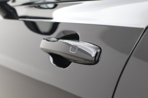 Volvo S90 T8 AWD R-Design | Trekhaak | ACC | Vol-Leder | Ventilatie | Stoel+Stuurverwarming | Camera