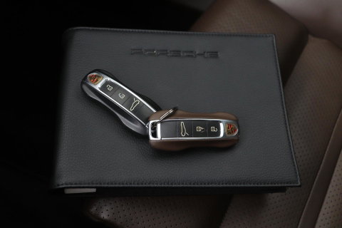 Porsche Panamera Sport Turismo 2.9 4S E-Hybrid | ACC | Luchtvering | Sport Chrono | Panoramadak | Sport Design | 360° Camera